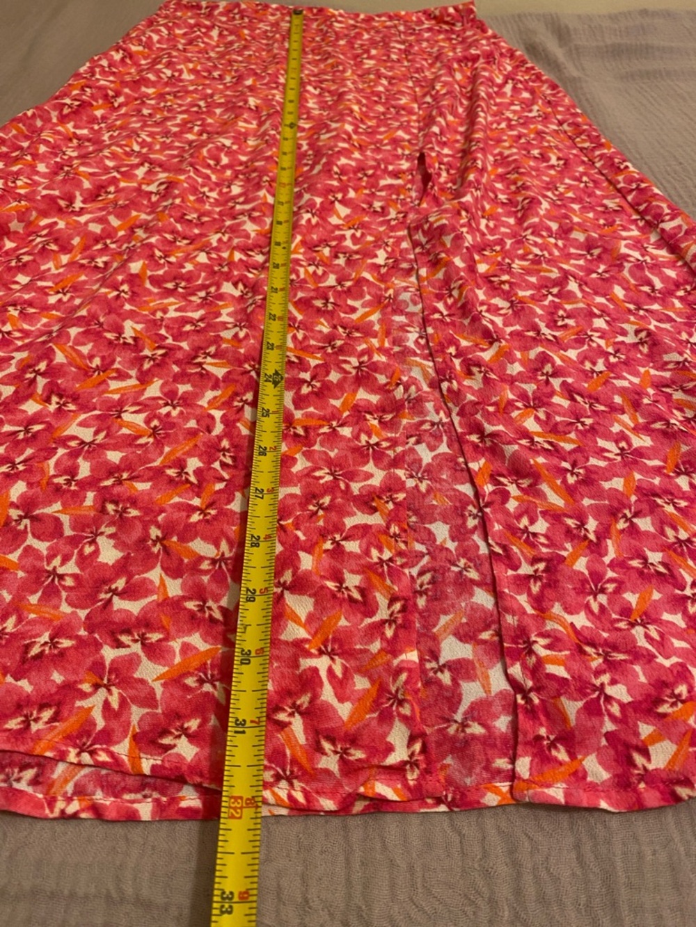 H&M Bright Pink Floral Midi  Skirt. Size 4 - Picture 6 of 7